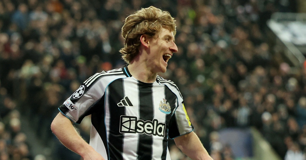 Bóng đá Anh bứt phá