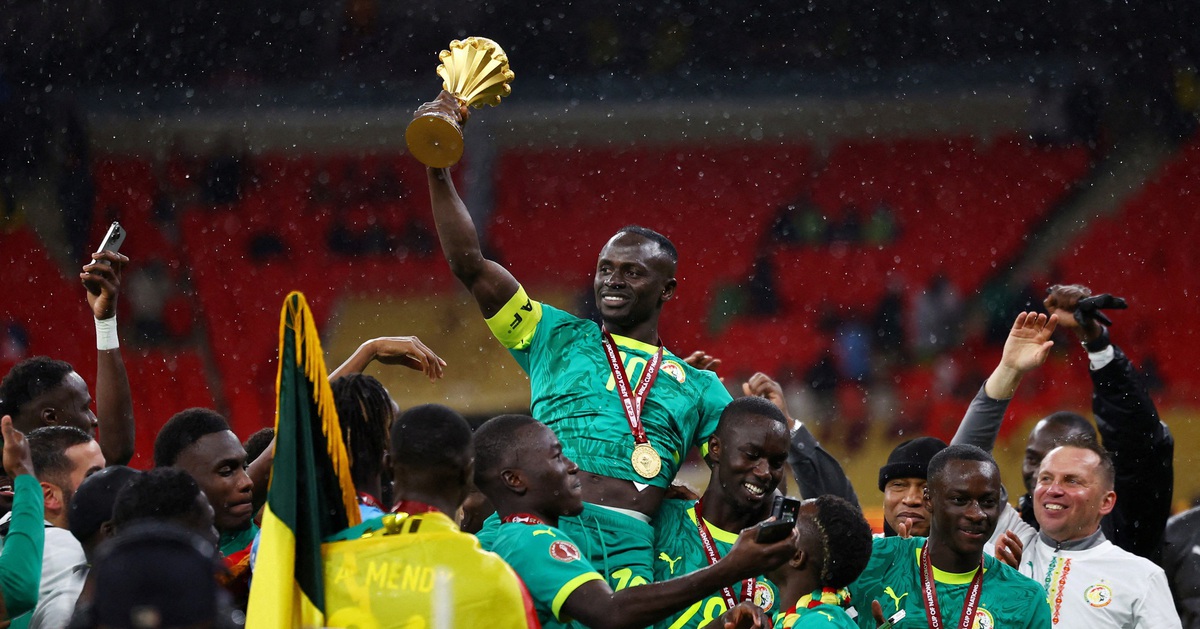Tuyển Senegal được thưởng tiền tỉ và đất ven biển sau chức vô địch AFCON