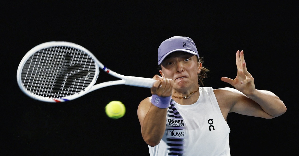 Ngỡ ngàng với pha bóng xoáy ngược hiếm gặp tại Giải Úc mở rộng 2026