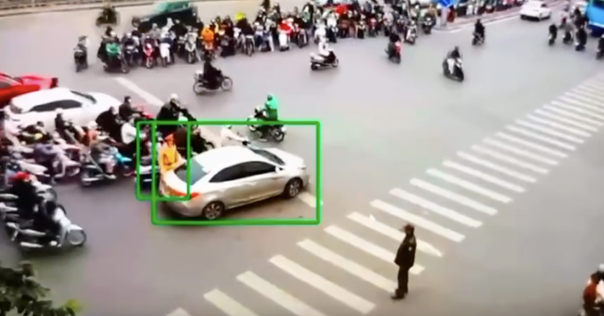 Kích hoạt 'làn sóng xanh' qua camera AI, CSGT kịp thời hỗ trợ sản phụ đến bệnh viện cấp cứu