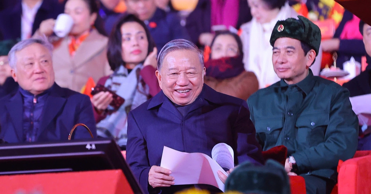 Tổng Bí thư Tô Lâm dự chương trình đặc biệt Dưới lá cờ vẻ vang của Đảng