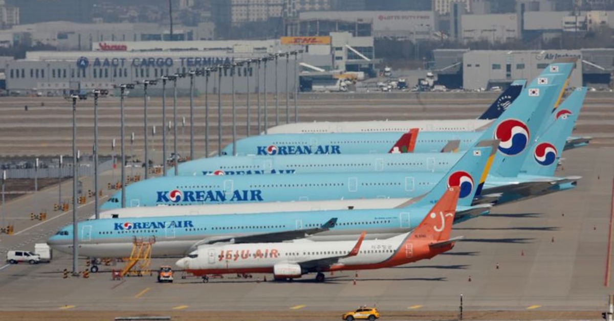 Thêm loạt hãng hàng không Hàn Quốc cấm dùng sạc dự phòng trên máy bay