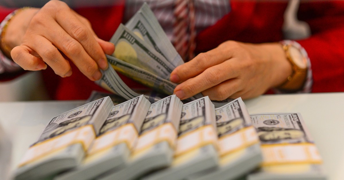 Kiều hối chuyển về TP.HCM năm 2025 vượt 10,3 tỉ USD