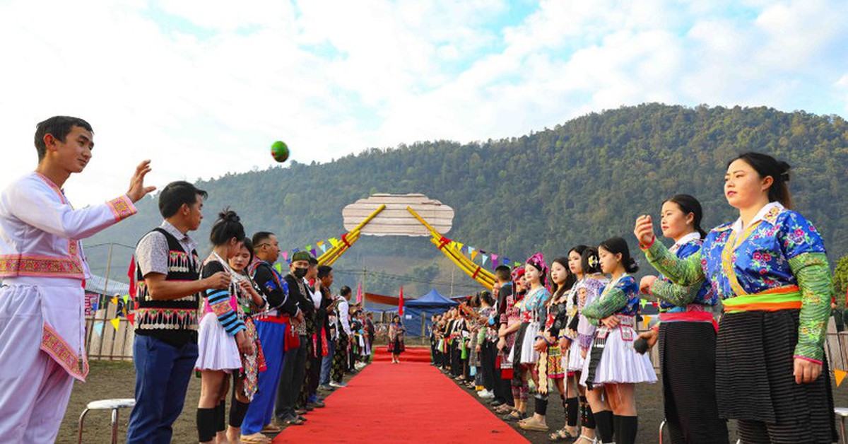 Đại hội XIV: Văn hóa và con người là trụ cột của năng lực phát triển quốc gia