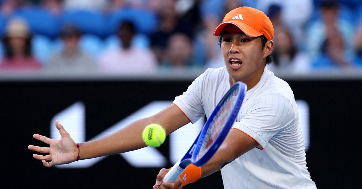 Tay vợt gốc Việt gây sốc khi vào tứ kết Úc mở rộng 2026