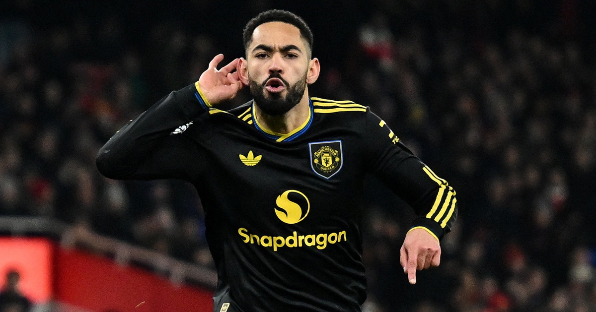 Man United lại gây sốc khi đánh bại Arsenal, giúp Premier League thêm kịch tính