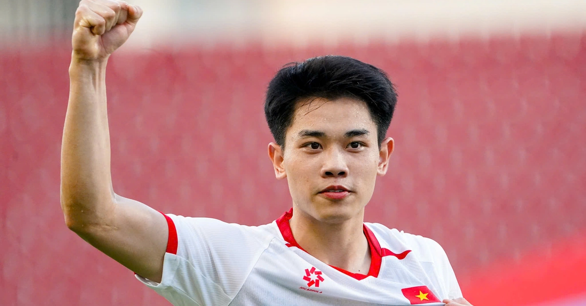 AFC: Đình Bắc chỉ đá chính 2 trận, đoạt Vua phá lưới