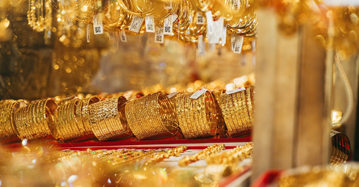 Thủ tướng: Hoàn thiện hồ sơ, đề xuất thành lập sàn giao dịch vàng