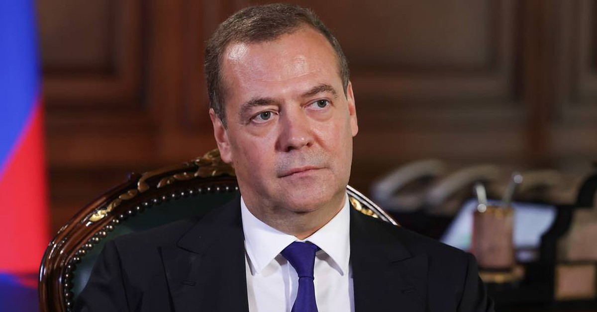 Ông Medvedev: Nếu Nga không có vũ khí hạt nhân, rất có thể không còn tồn tại