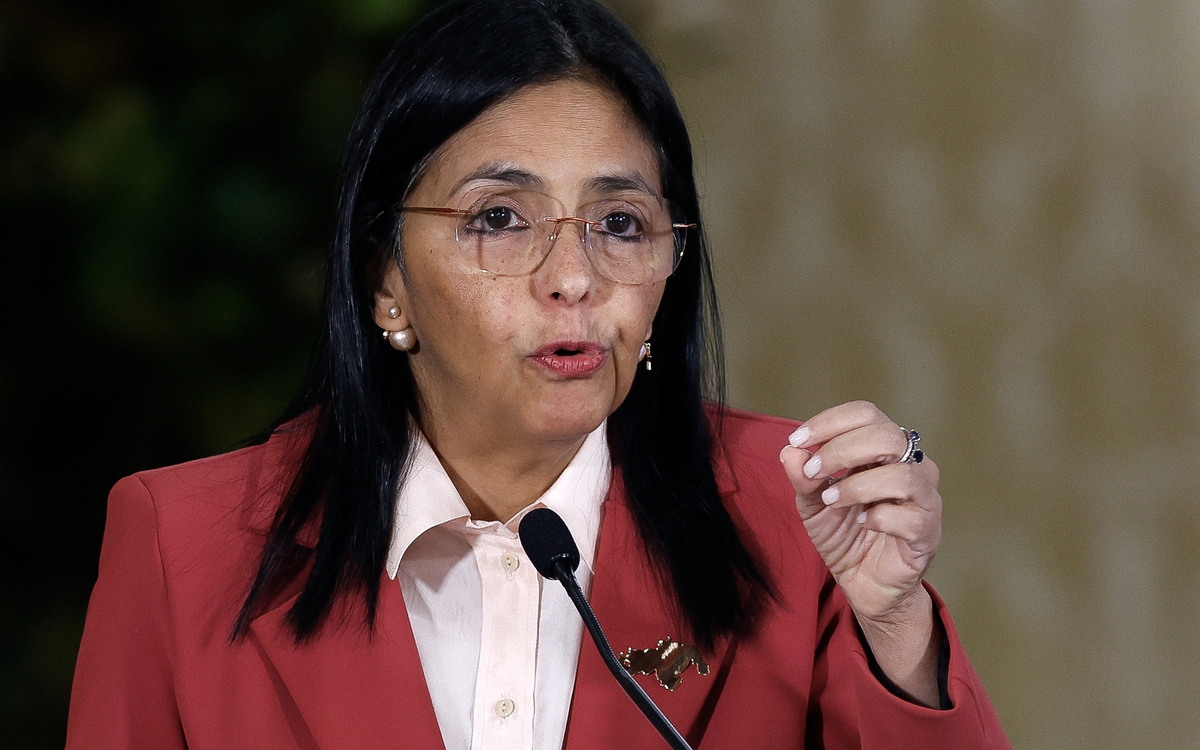 Tổng thống lâm thời Venezuela: 'Đủ rồi những mệnh lệnh từ Washington'