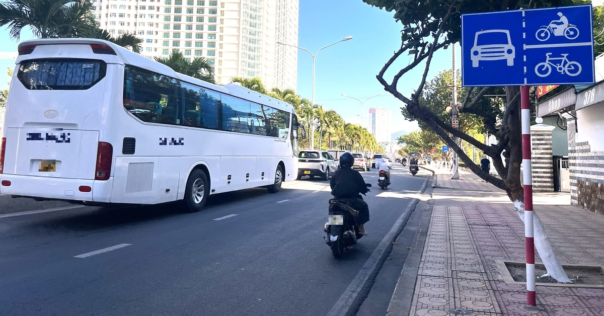 Xe hơi, xe khách có được vượt phải trên đường Trần Phú, Nha Trang?