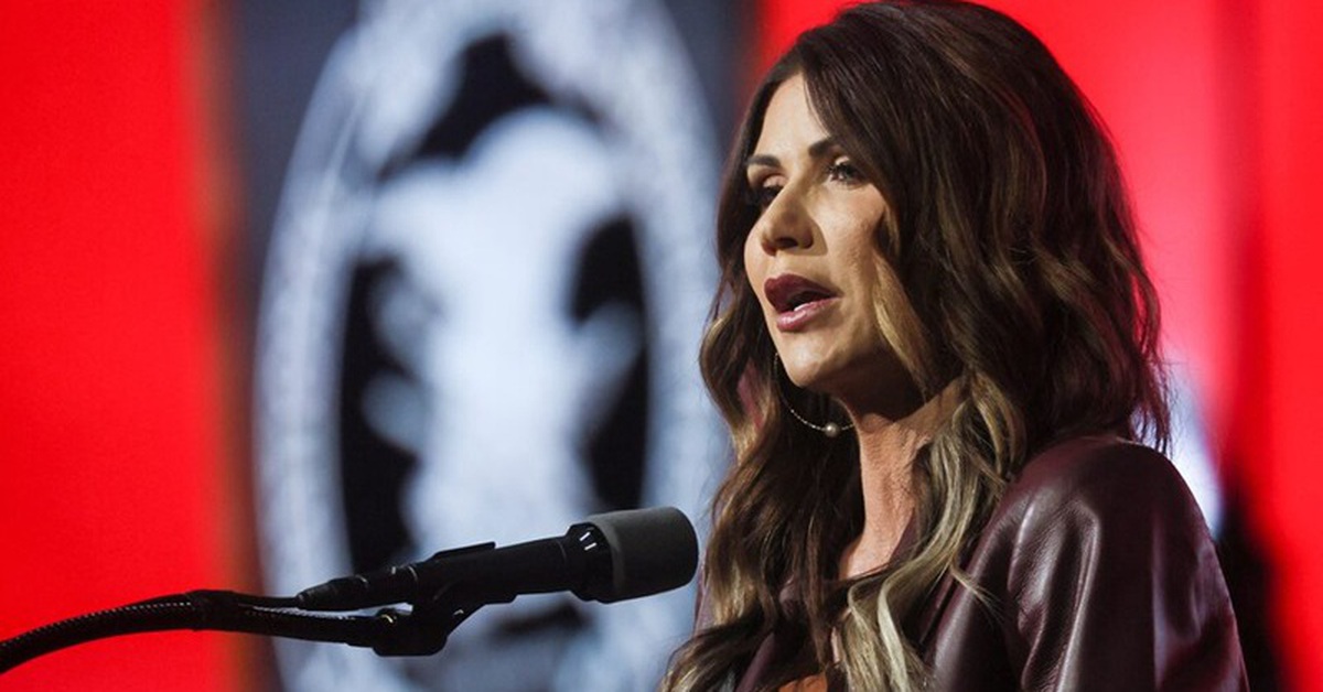 Kiểm chứng phát ngôn của Bộ trưởng An ninh nội địa Mỹ về người nhập cư Mỹ