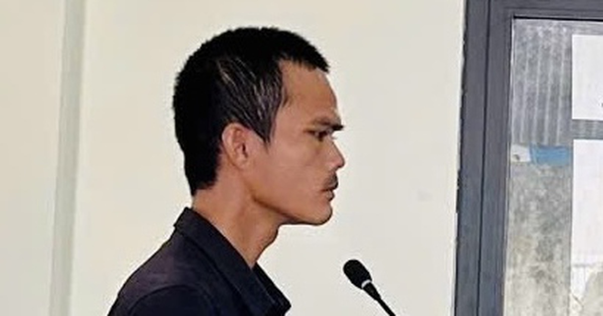 Cầm dao náo loạn ở đám 'làm phước', một thanh niên lãnh 30 tháng tù