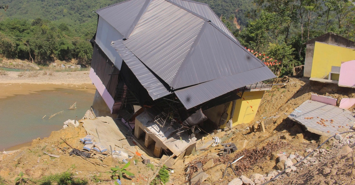 Hộ dân di dời khỏi vùng lũ quét, sạt lở đất ở Thanh Hóa sẽ nhận 50 đến 100 triệu đồng