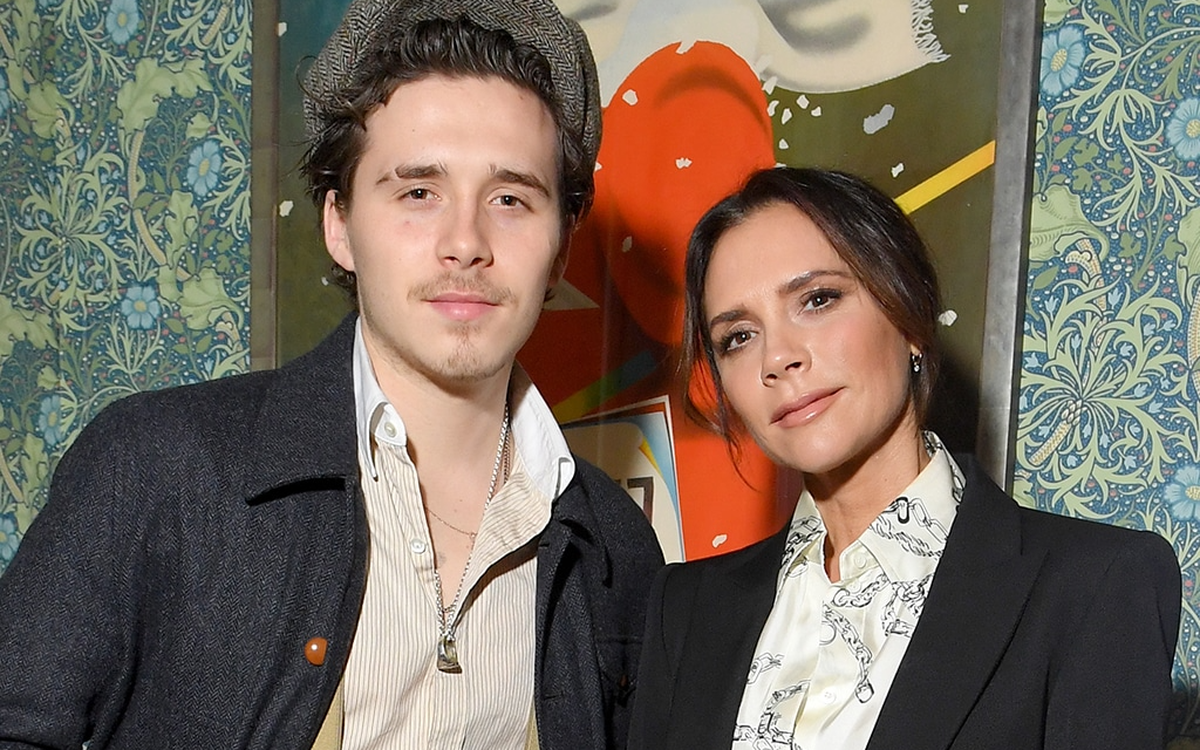 Victoria Beckham 'cảm thấy bị phản bội' trước cáo buộc của con trai cả Brooklyn