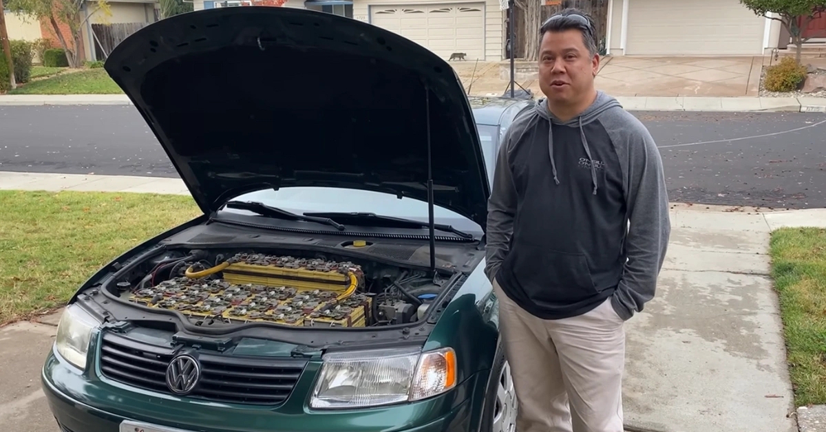 Xe xăng hoán cải thành xe điện chạy bền bỉ suốt 10 năm, Tesla ấn tượng tuyển ngay chủ xe làm việc