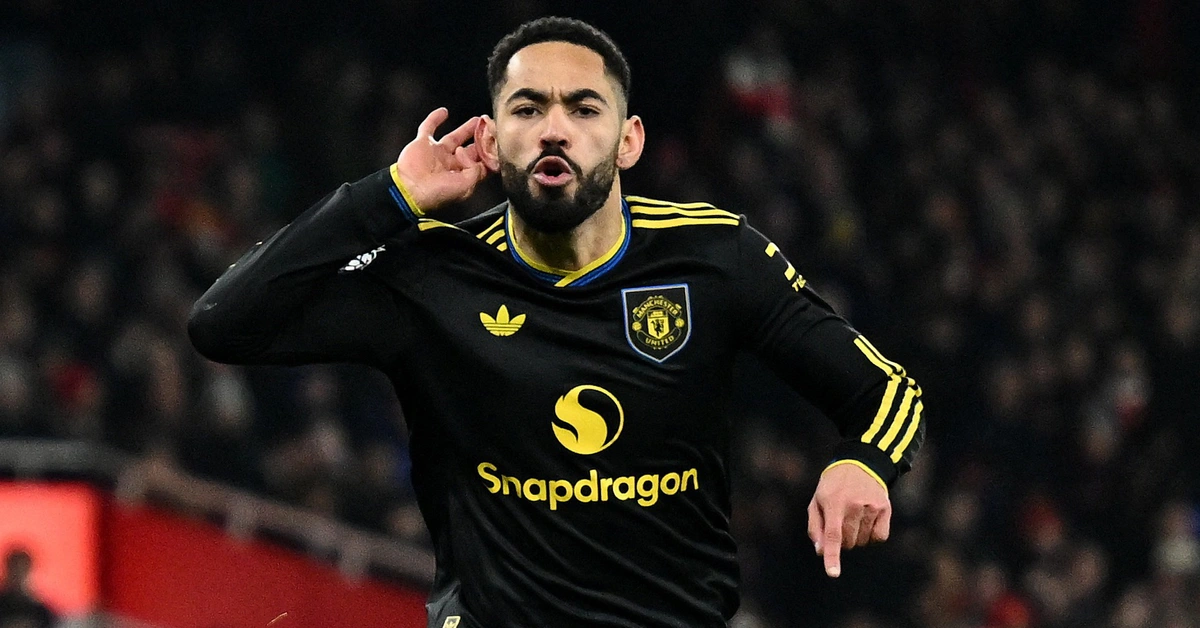 Bảng xếp hạng Ngoại hạng Anh vòng 23: Man United vào top 4