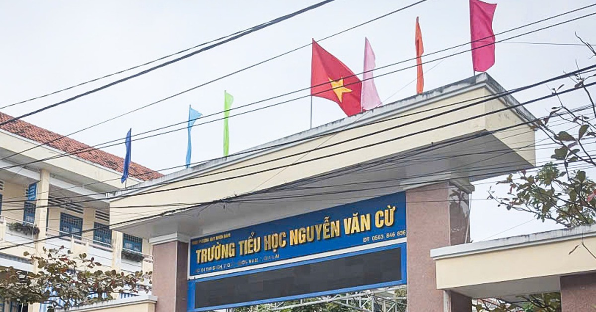 Vụ cô giáo sửa bài kiểm tra học sinh từ đúng thành sai: Hiệu trưởng nói gì?