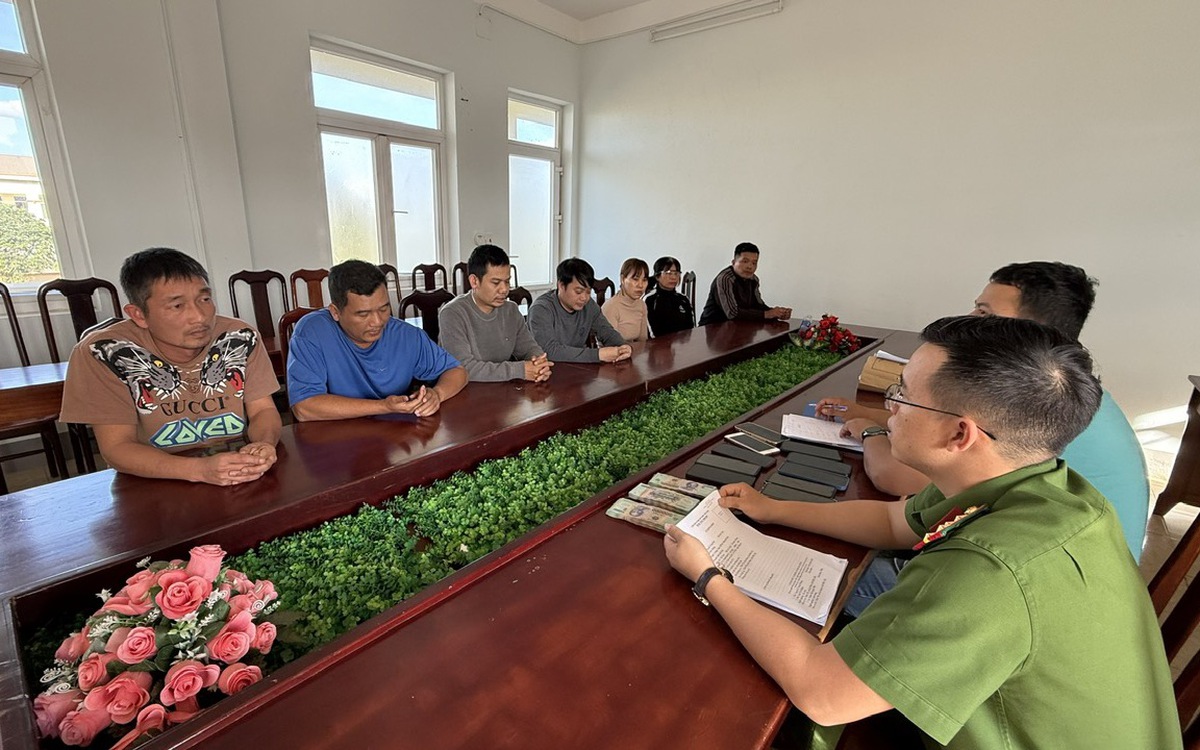 Triệt phá đường dây ghi số đề giao dịch gần 10 tỉ đồng