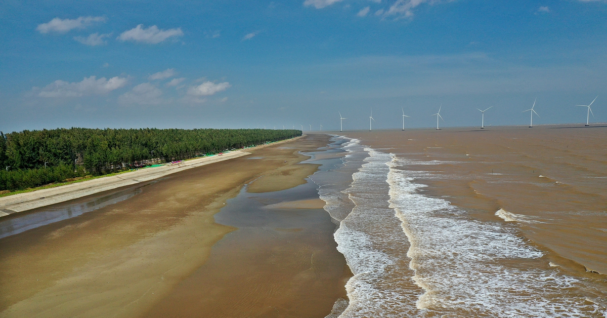 Khu du lịch biển Ba Động đã được dọn dẹp sạch sẽ sau phản ánh của báo chí