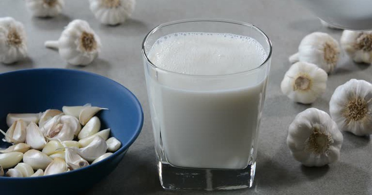 Sữa pha tỏi có thể giúp diệt ký sinh trùng đường ruột?