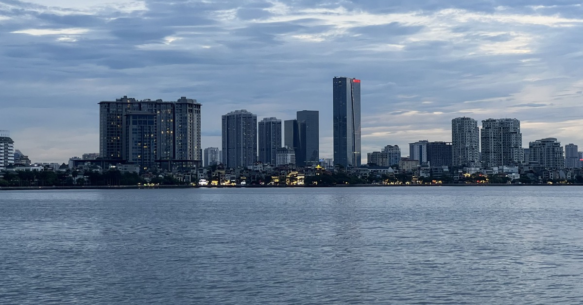 Hà Nội thống nhất chi 30.000 tỉ mở rộng đường ven hồ Tây, xây sàn ngắm cảnh hồ