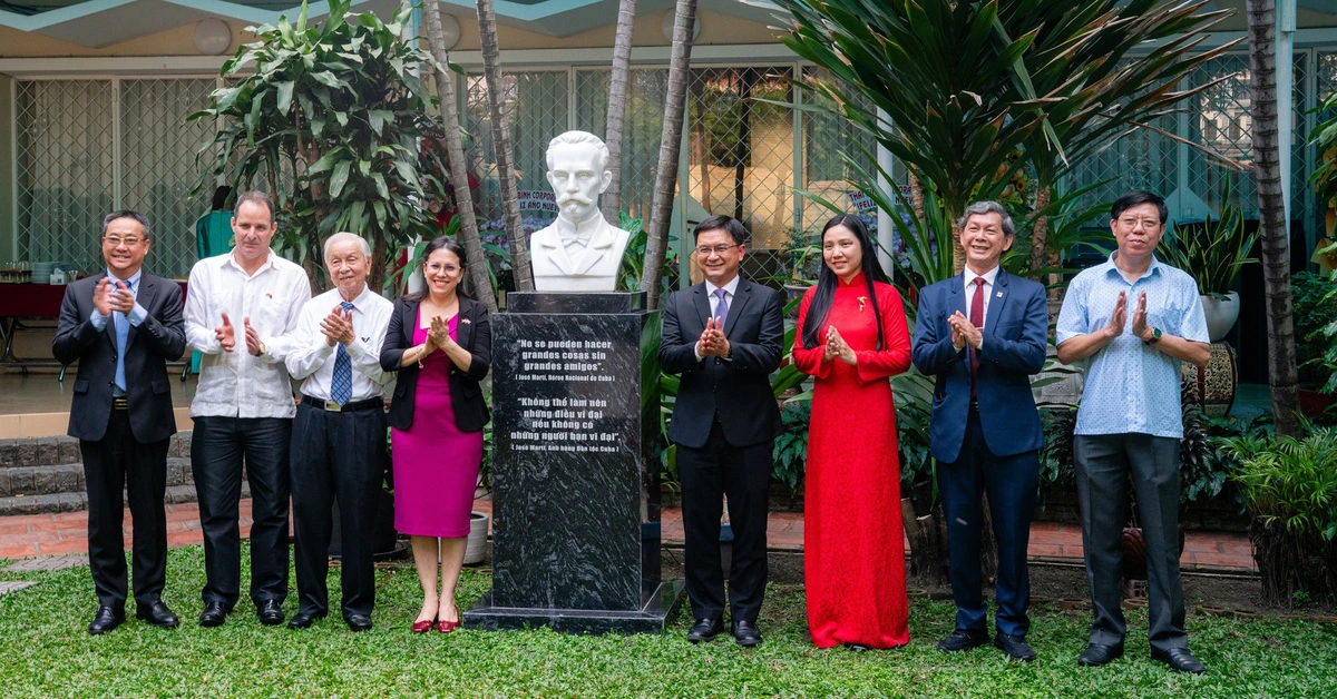 Khánh thành tượng Anh hùng dân tộc Cuba tại trung tâm TP.HCM