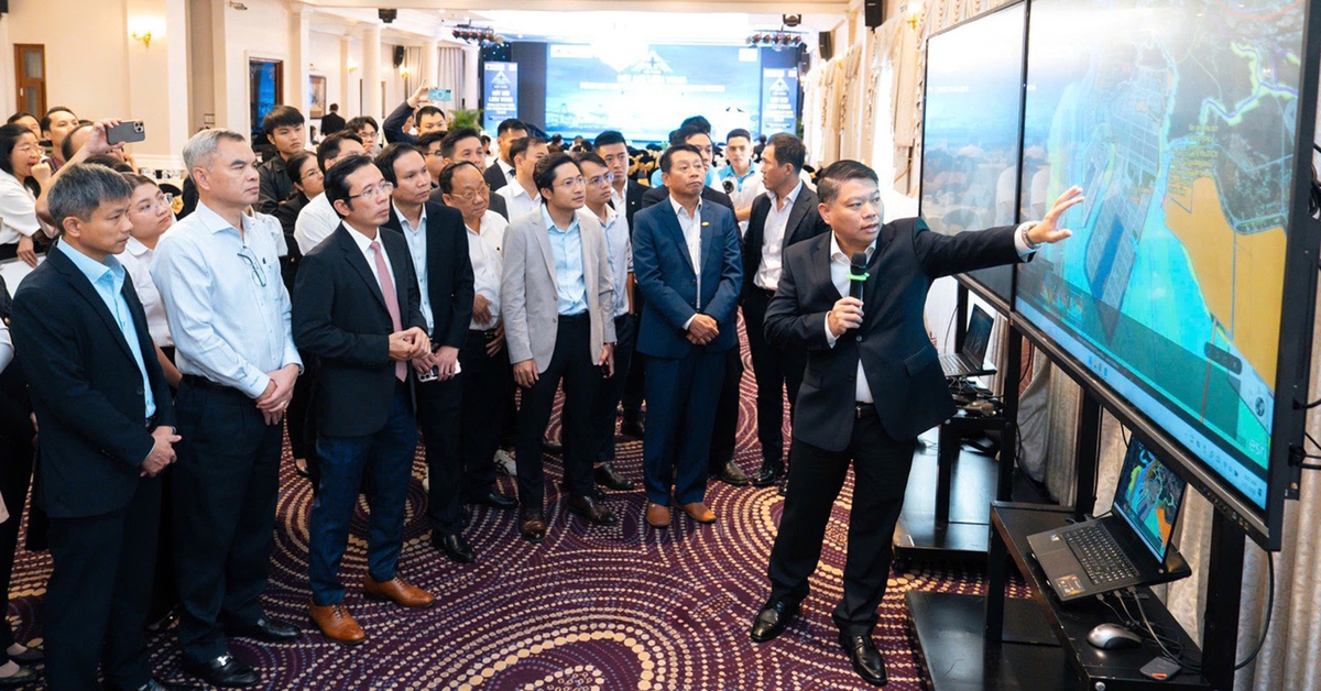 'Tiền phương' hàng hải của siêu vùng TP.HCM