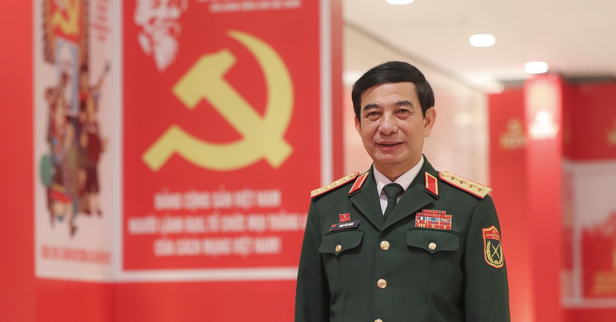 Ra mắt sách về Quân đội nhân dân Việt Nam của Đại tướng Phan Văn Giang