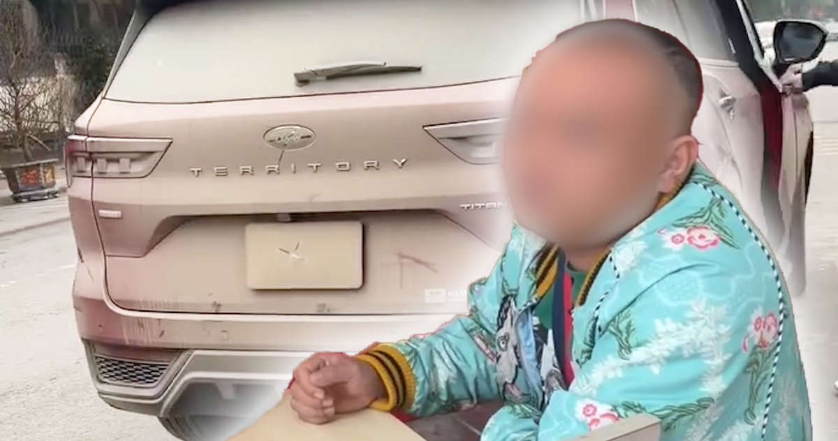 Biết biển số ô tô bị bùn che lấp nhưng không lau trước khi đi, tài xế bị phạt 23 triệu