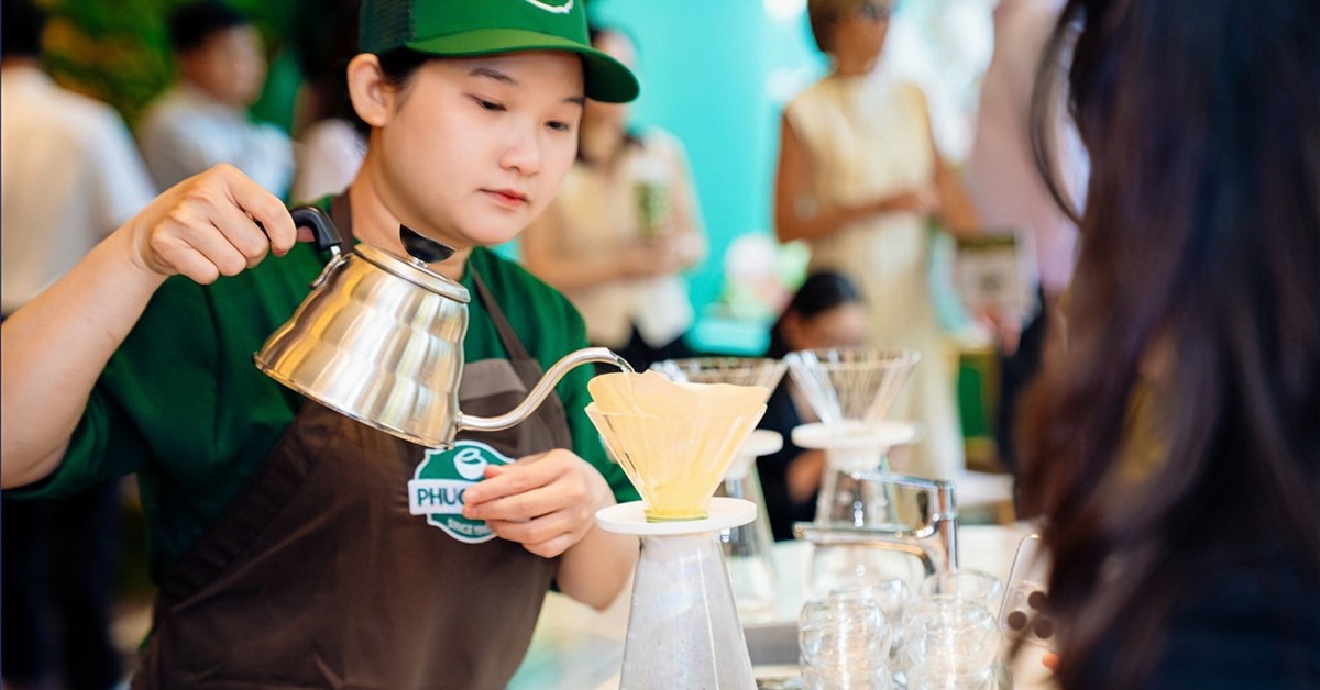 Chuỗi cà phê Phúc Long lãi kỷ lục, mỗi ngày cửa hàng thu về bao nhiêu tiền?