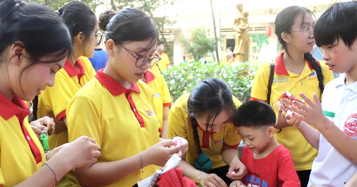 Sinh viên thành phố mang tên Bác vững bước dưới cờ Đảng