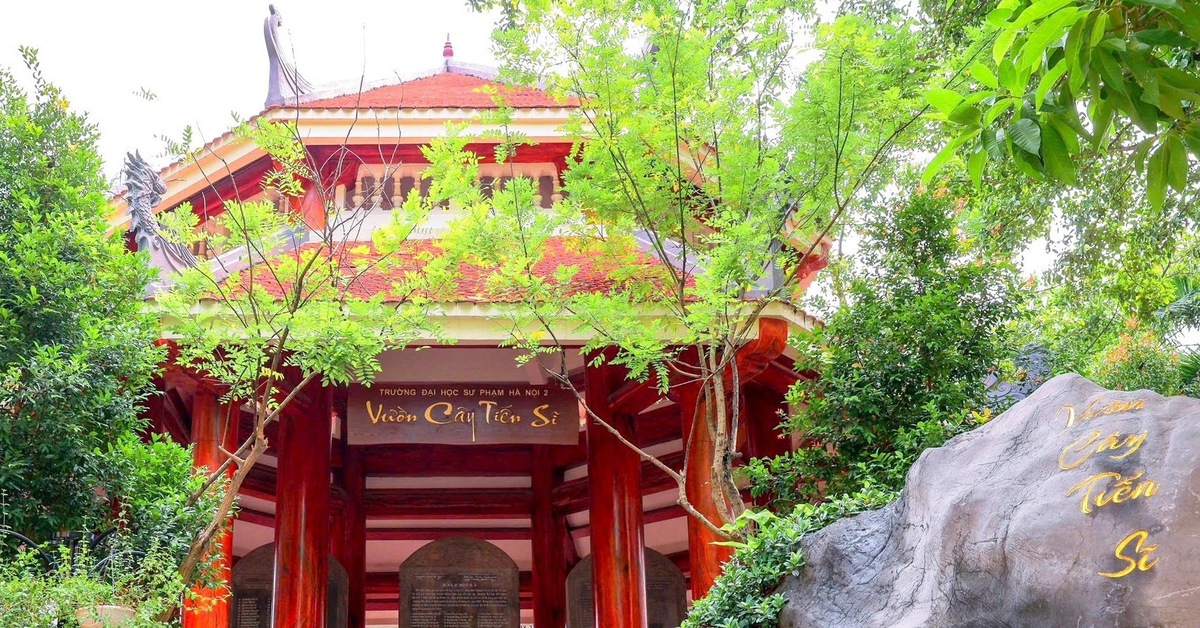 Đục bỏ 2 vị trí trên bia tiến sĩ ở Trường đại học Sư phạm Hà Nội 2 vì 'vi phạm liêm chính khoa học'