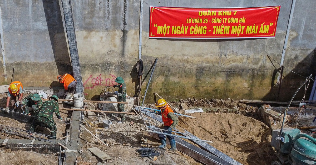 Quân khu 7 xây nhà tặng dân vùng biên giới, đón cả ngàn dân ăn Tết với bộ đội