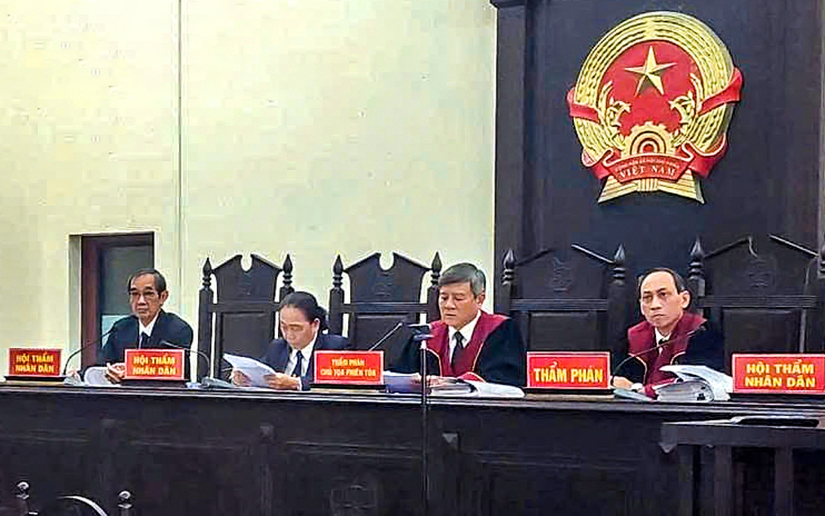 Bị đánh chết vì chửi bạn là thằng không cha, không mẹ, ngu như con bò