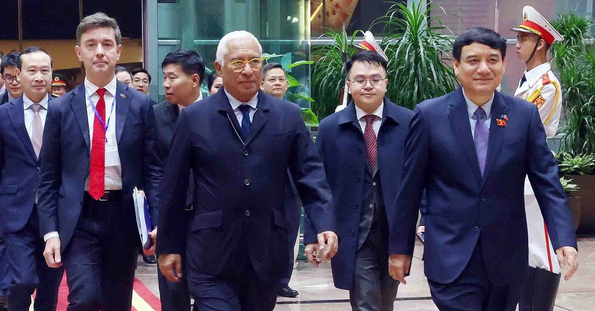 Chủ tịch Hội đồng châu Âu đến Hà Nội, bắt đầu thăm chính thức Việt Nam