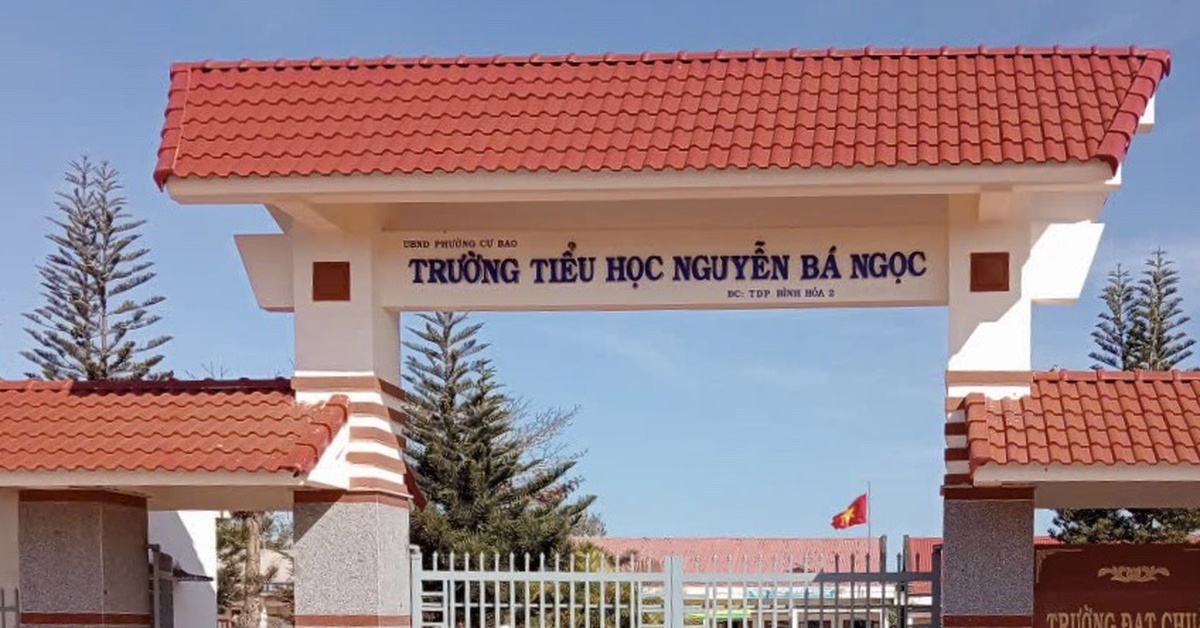 Thu tiền vệ sinh 8.000 đồng/học sinh/tháng, phụ huynh băn khoăn