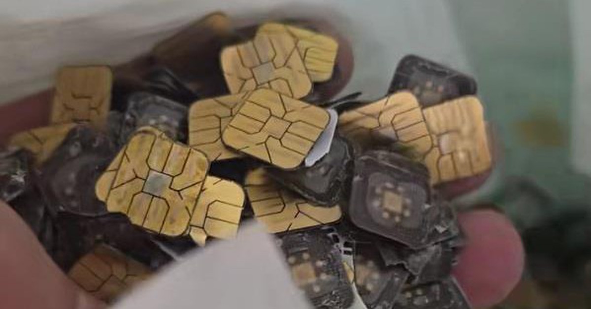 Một người luyện được hơn 5 cây vàng từ thẻ SIM rác