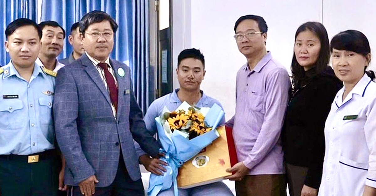 Phi công nhảy dù sau vụ rơi máy bay Yak-130 đã xuất viện