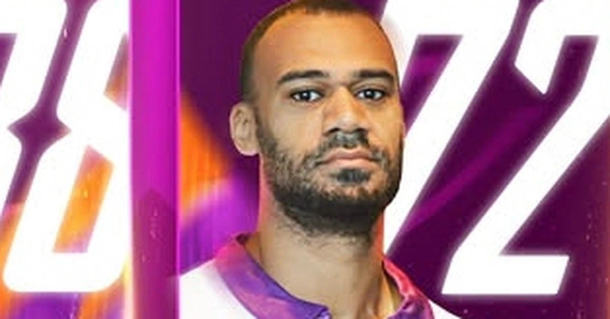 Giám đốc kỹ thuật Đặng Trần Chỉnh chọn ngoại binh cao 1m95