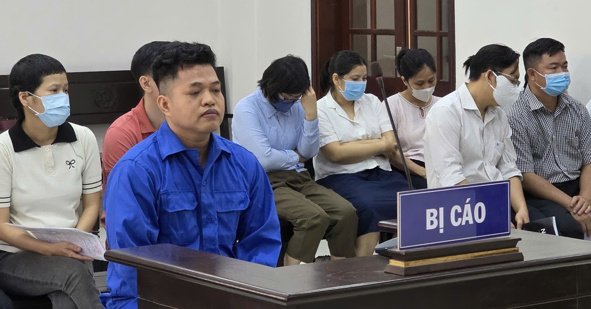 Xét xử vụ mua bán, tàng trữ chất độc quy mô lớn: 26 bị cáo  hầu tòa