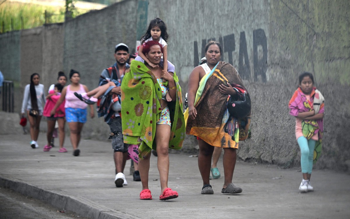 Người Venezuela lo âu sau đêm không ngủ ở Caracas