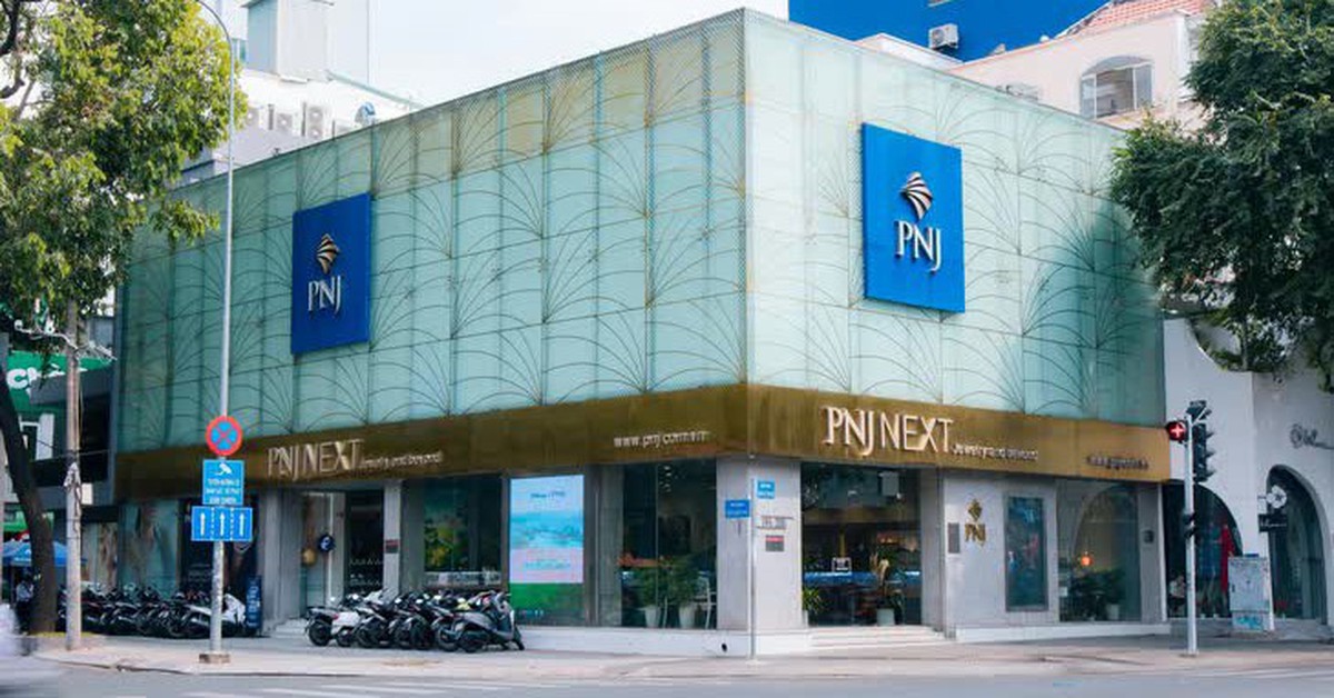 Giá vàng tăng, doanh thu "ông lớn" PNJ vẫn đi lùi, vì sao?