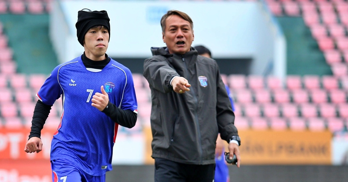 HLV Nguyễn Văn Đàn bị kỷ luật sau bàn thua gây tranh cãi