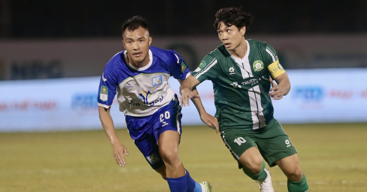 Công Phượng rời sân sau 45 phút, Trường Tươi Đồng Nai thắng bằng 2 'siêu phẩm'