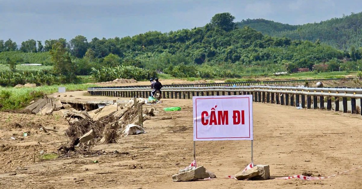 Vụ sập bờ kè làm 4 người chết: Bờ kè bị lũ gây hư hỏng, đã khảo sát nhưng chưa kịp sửa chữa