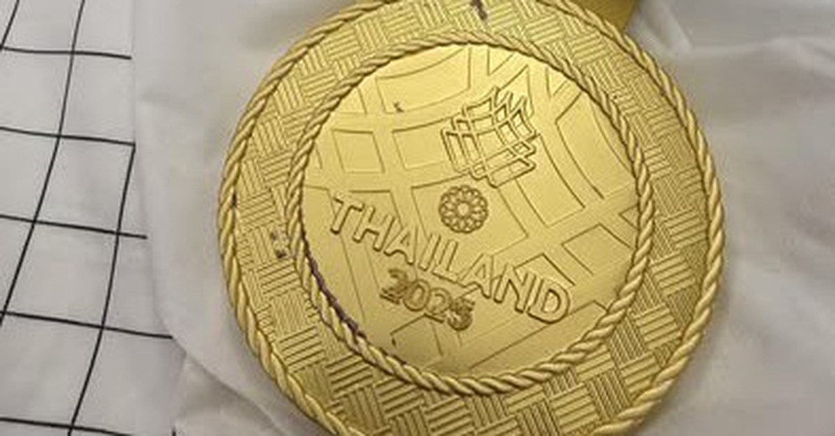 Huy chương vàng SEA Games 33 bị chế giễu làm bằng... sô cô la