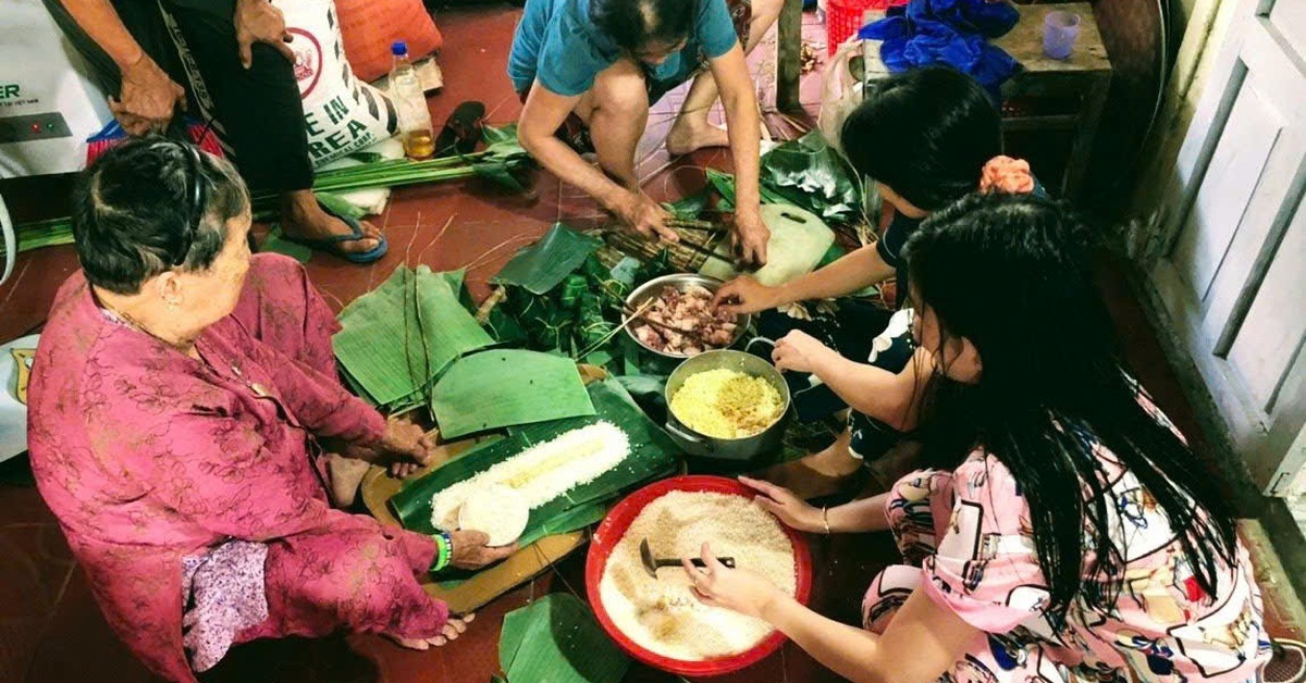 Dù con lớn khôn cỡ nào, mẹ vẫn muốn giữ con trong vòng tay