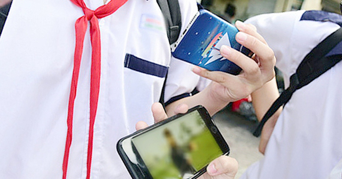 Học sinh trung học không biết xem đồng hồ kim, sự lệ thuộc smartphone làm đứt gãy trải nghiệm sống?