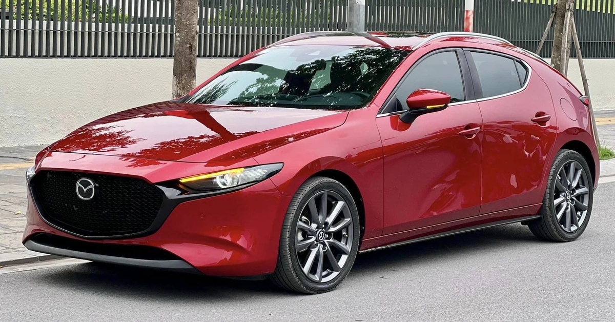 Mazda3 giảm giá sốc 75 triệu, 'vượt mặt' Accent - tin tức news from Tuổi Trẻ